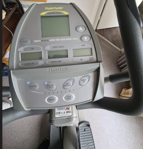 Tunturi Crosstrainer - tweedehands maar werkt goed, Ophalen, Benen, Gebruikt, Crosstrainer