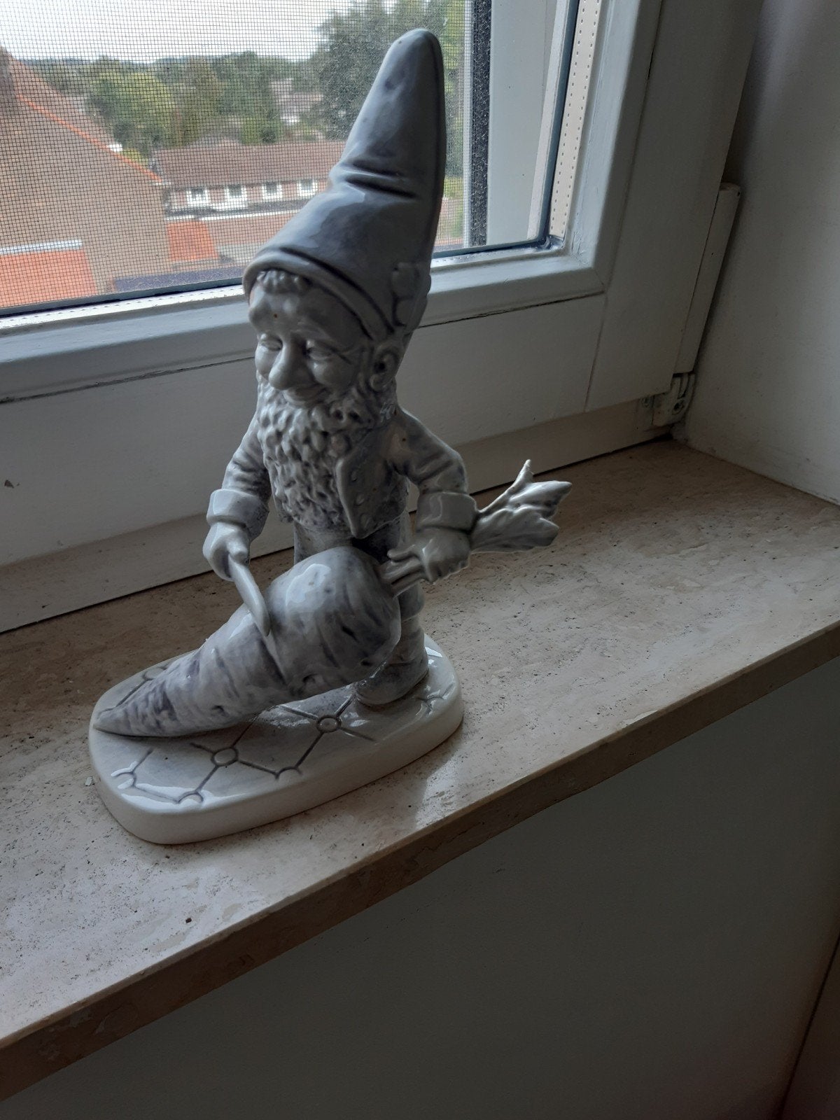 Vintage Goebel Witte Dwerg Tuinkabouter met Wortel, Verzamelen, Ophalen of Verzenden, Zo goed als nieuw