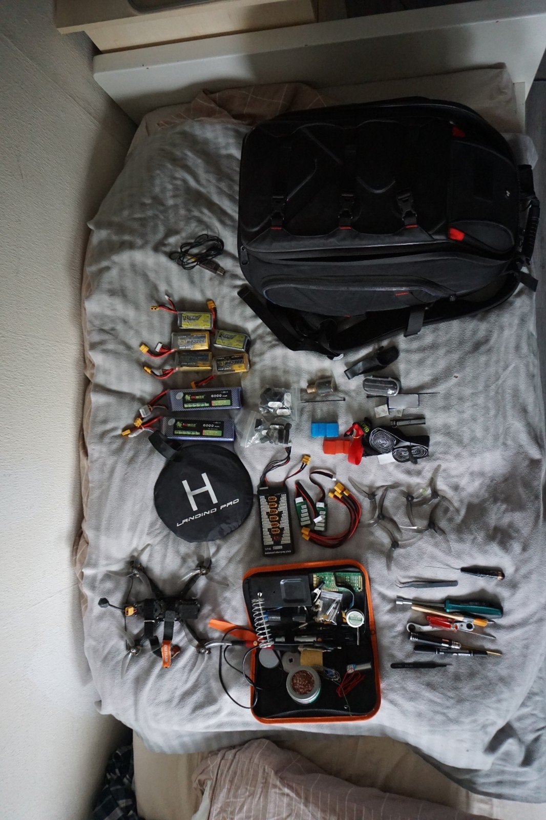 FPV drone set with batteries, Ophalen