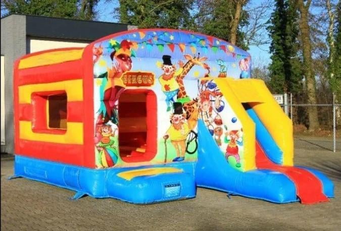 Te Huur: Springkussen Circus Multifun, Ophalen, Zo goed als nieuw, Overige