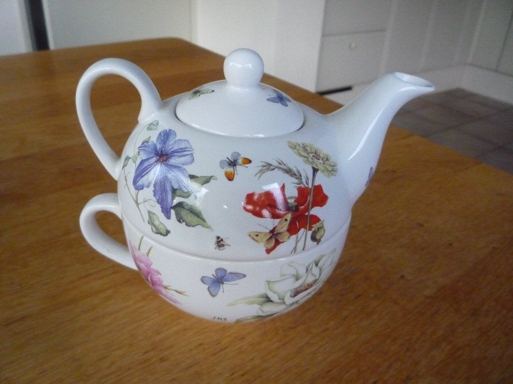 Janneke Brinkman tea for one, Ophalen of Verzenden, Zo goed als nieuw, Overige stijlen, Kop(pen) en/of Schotel(s)