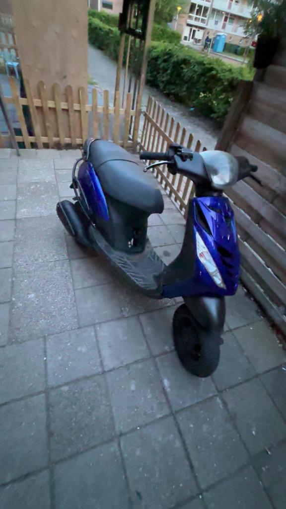 Zip 125cc, Ophalen, Gebruikt, Benzine, Zip