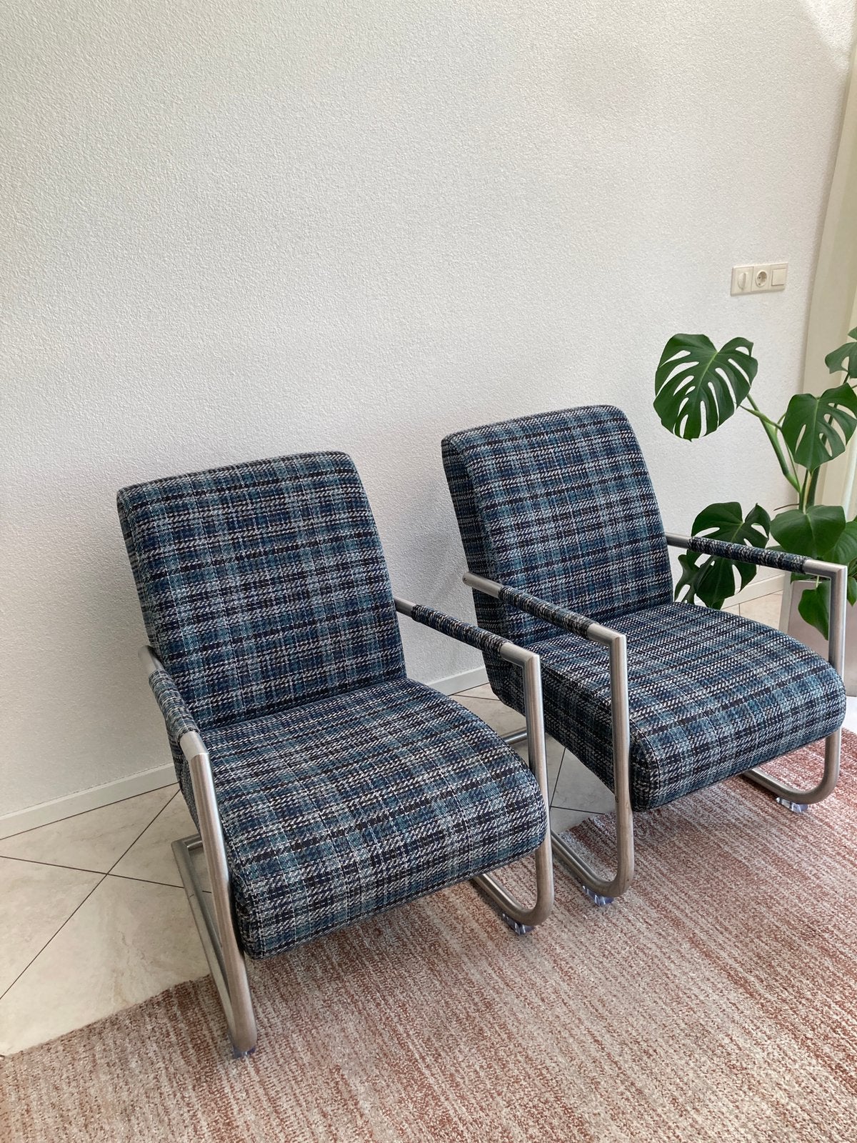2 Henders & Hazel rvs buisframe fauteuils, Huis en Inrichting, Fauteuils, Zo goed als nieuw, Metaal, Stof, 50 tot 75 cm, Minder dan 75 cm
