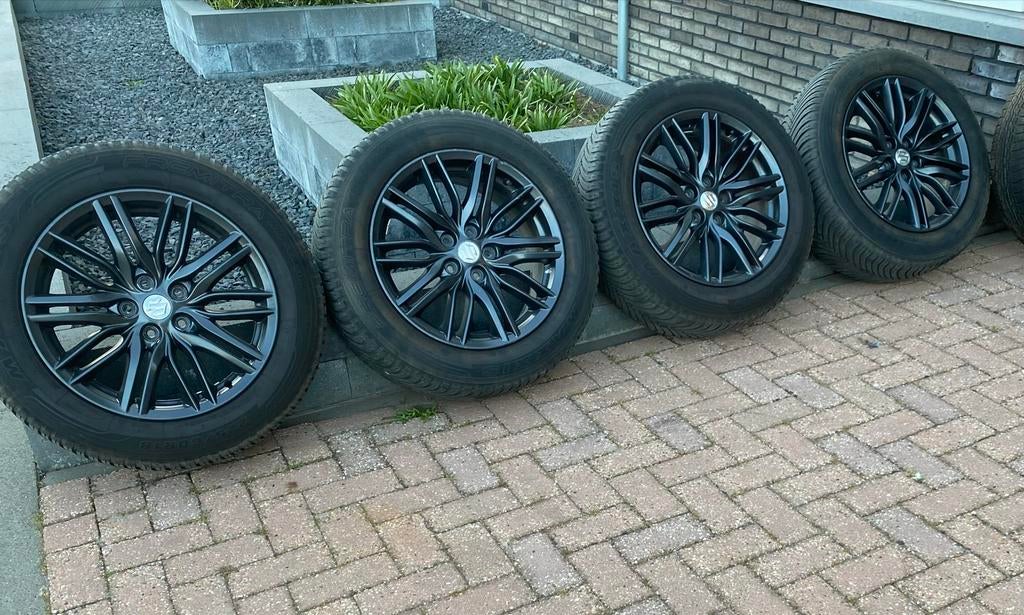 Suzuki Grand Vitara Velgen met All-Season Banden, Ophalen, 18 inch, Gebruikt, Banden en Velgen