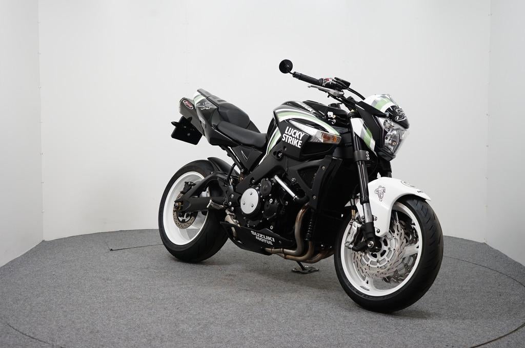 Suzuki B KING GERESERVEERD YB T/M 22-05 (bj 2008), Motoren, Motoren | Suzuki, 1340 cc, Bedrijf, Meer dan 35 kW, Naked bike