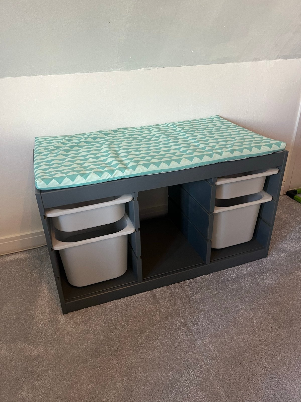 IKEA TROFAST opbergbank grijs + 4 bakken + zitkussen, Ophalen, Gebruikt, Commode