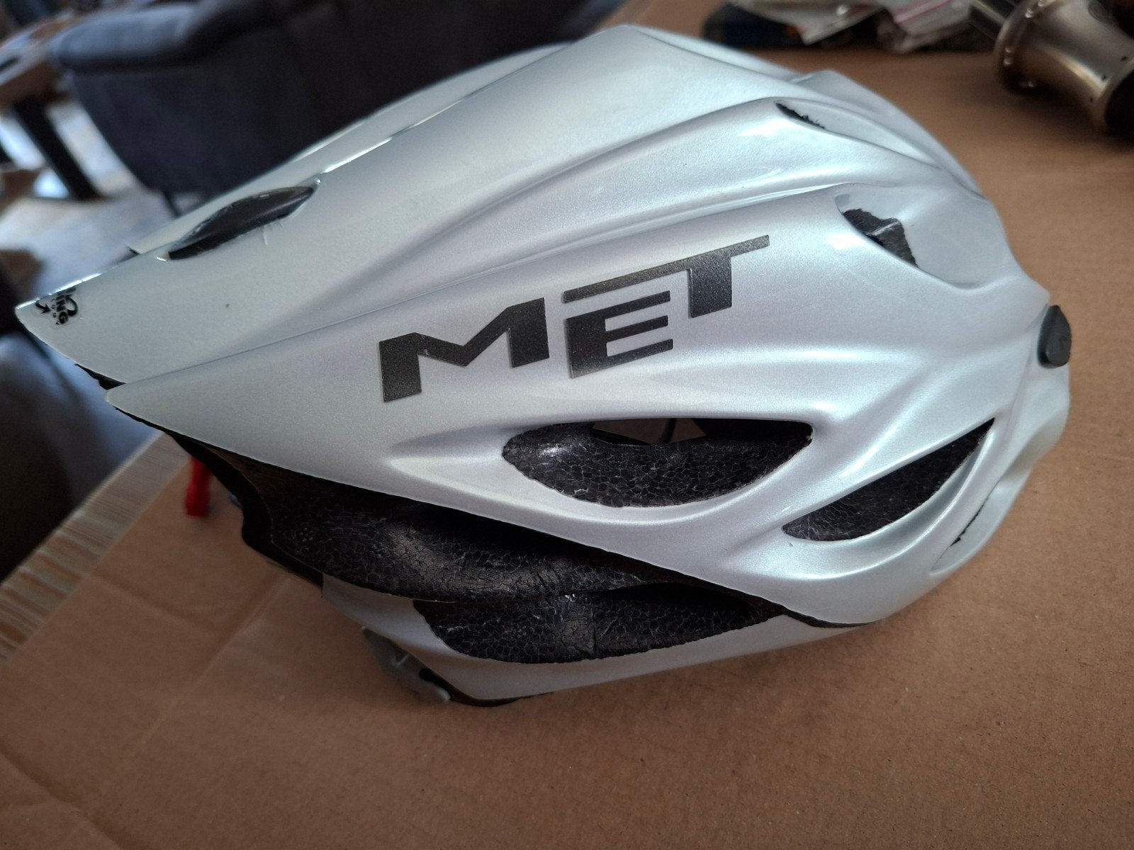 MET Stradivarius fietshelm - Maat M (54-57 cm), Gebruikt, M, Ophalen of Verzenden, MET