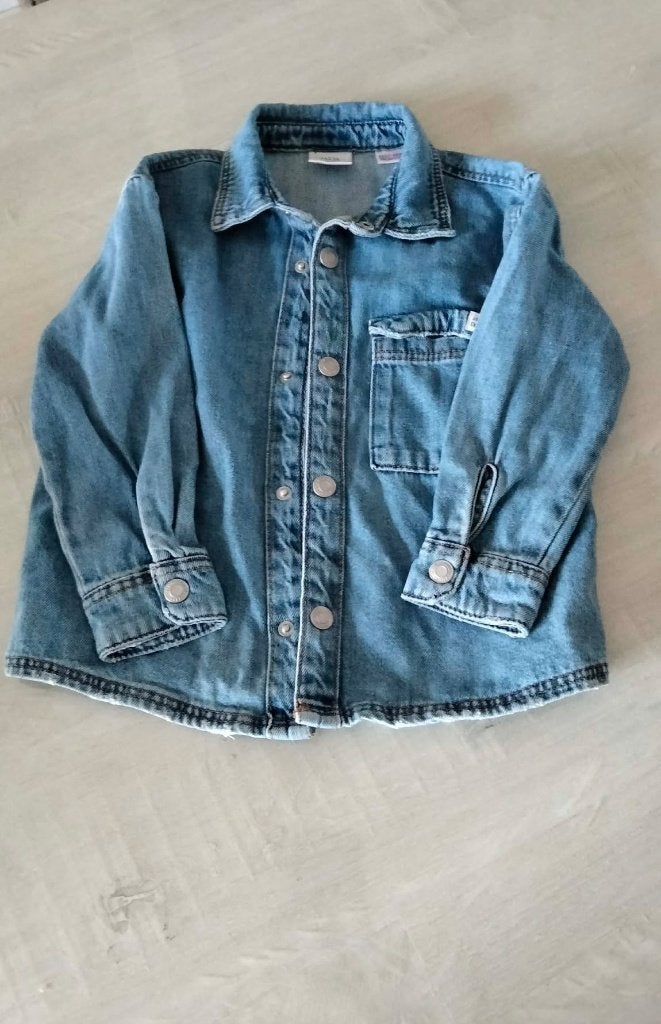 blauw overshirt jeans / vest Zara maat 98, Trui of Vest, Ophalen of Verzenden, Zo goed als nieuw, Zara