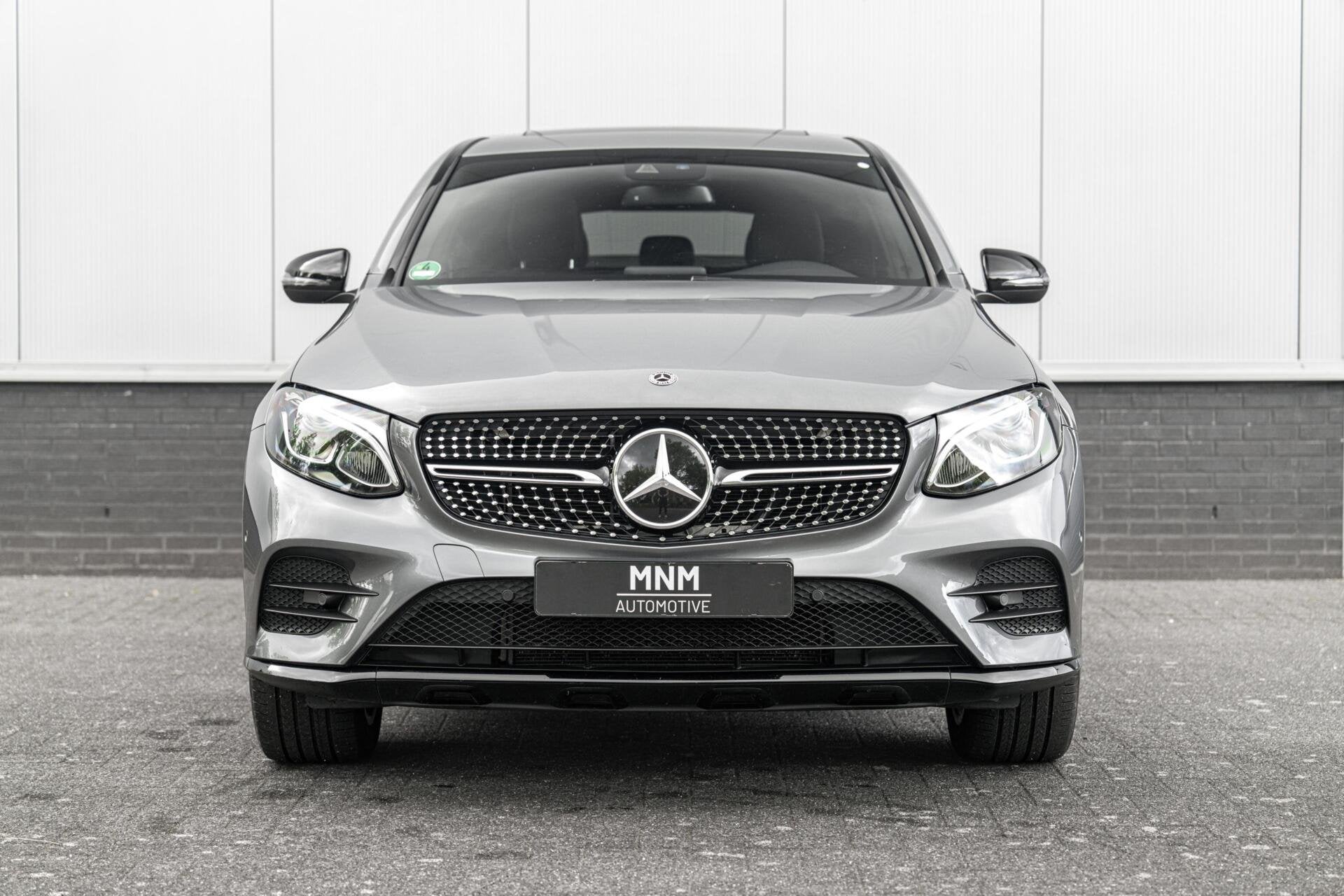 Mercedes-Benz GLC-klasse Coupé 250 4MATIC AMG |Pano|ACC|Cam, Auto's, Automaat, Gebruikt, 4 cilinders, Leder en Stof