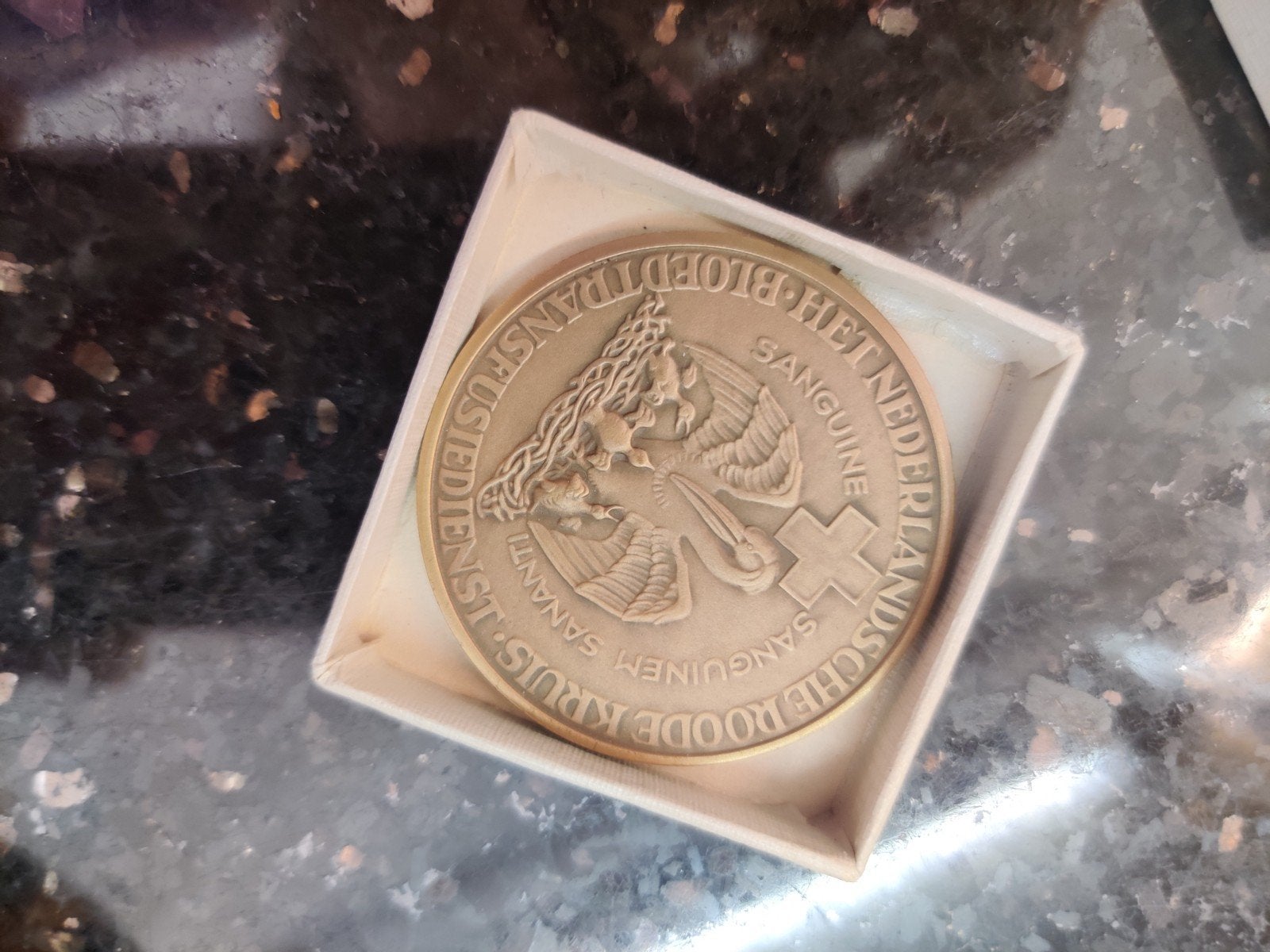 originele bronzen gedenkpenning van de Bloedtransfusiedienst, Postzegels en Munten, Penningen en Medailles, Ophalen, Brons