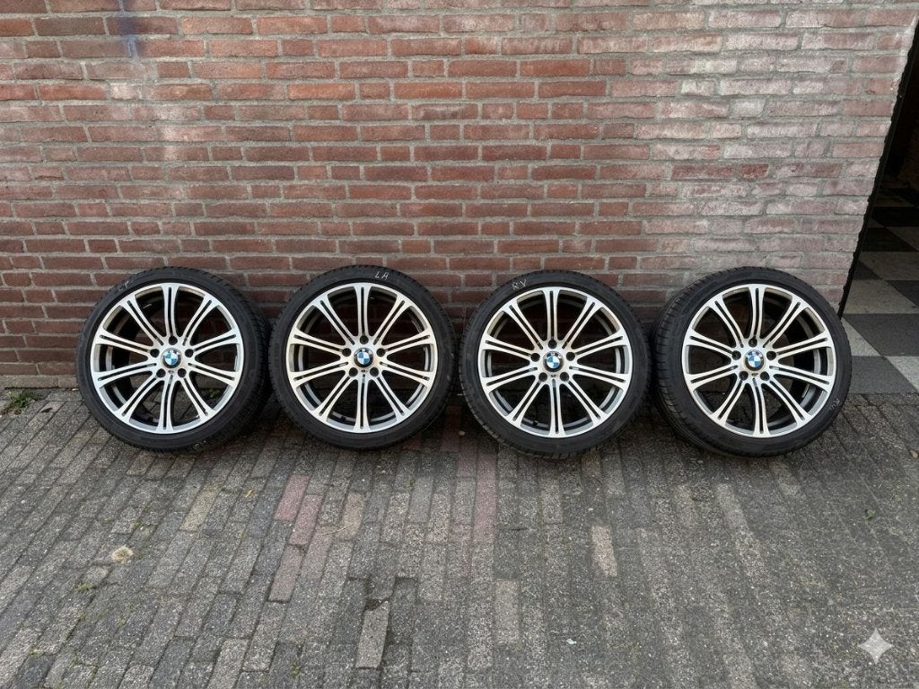 NETTE SET BMW VELGEN MET ZGAN ZOMERBANDEN, Auto-onderdelen, Banden en Velgen, Ophalen, 18 inch, Banden en Velgen, Nieuw