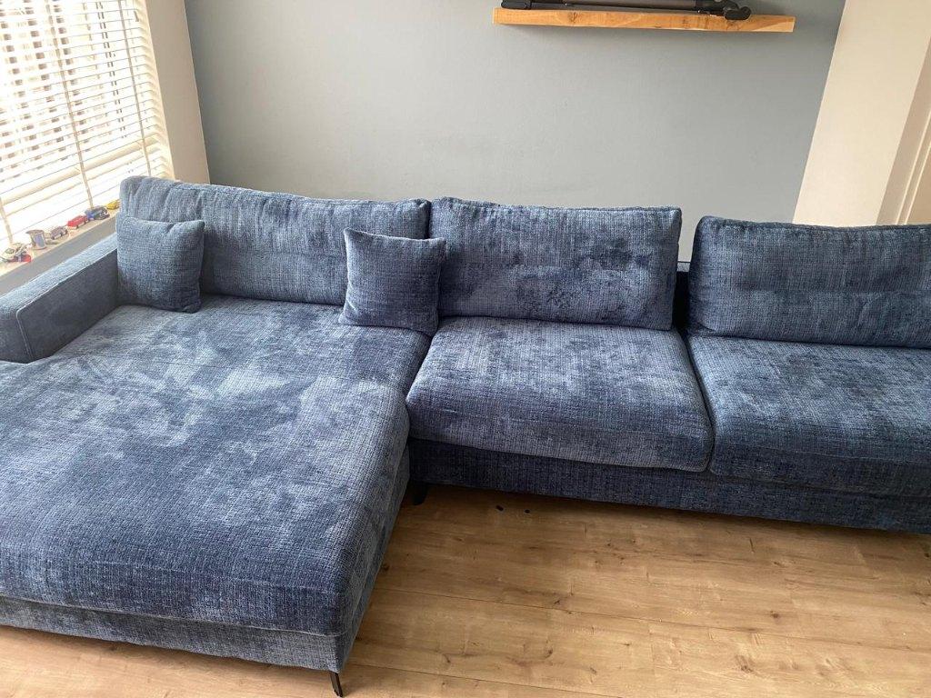Living Room - Couch, Ophalen of Verzenden, Zo goed als nieuw, Tweepersoons