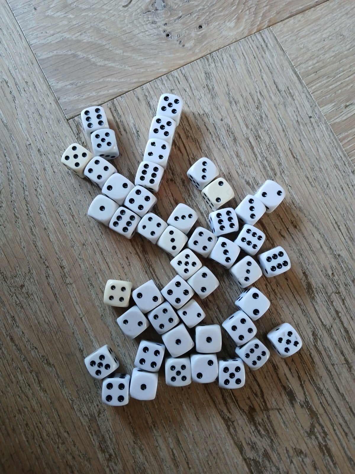 Diverse dobbelstenen set - Wit, Rood, Rekenen, Een of twee spelers, Ophalen of Verzenden, Gebruikt, Onbekend