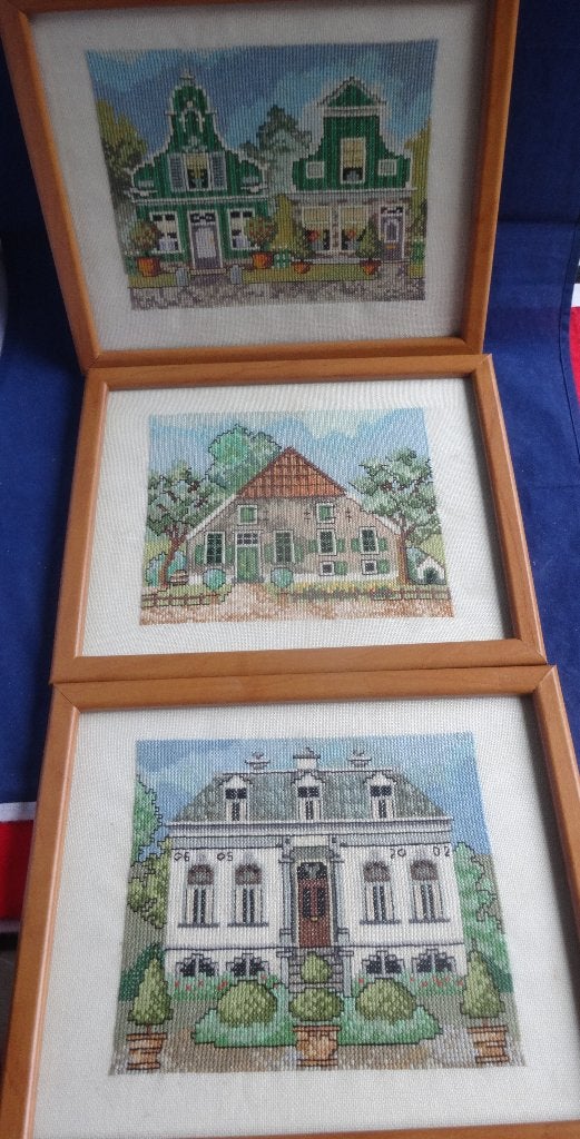 GEBORDUURD * 5 HOLLANDSE HUIZEN * In Lijst *, 22 cm, Verzenden, Textiel, Nieuw
