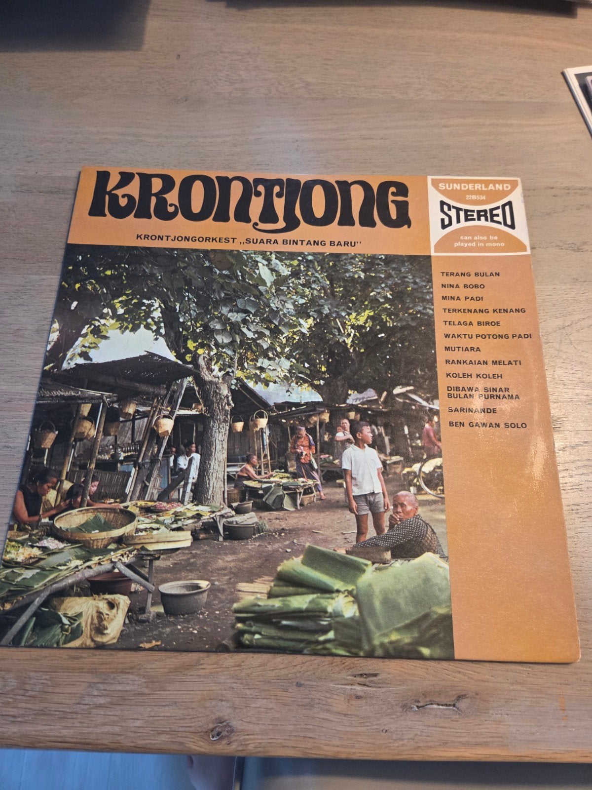 Krontjong - Krontjongorkest "Suara Bintang Baru" LP, LP, Gebruikt, Overige genres, Ophalen of Verzenden
