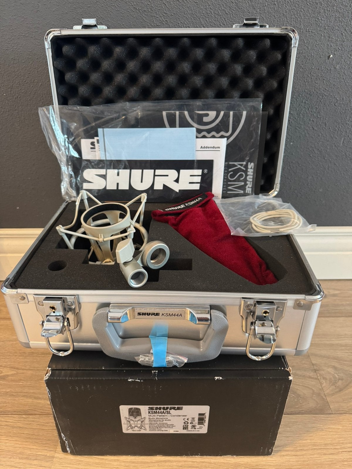 Shure KSM 44A perfecte conditie, Ophalen of Verzenden, Zo goed als nieuw, Studiomicrofoon