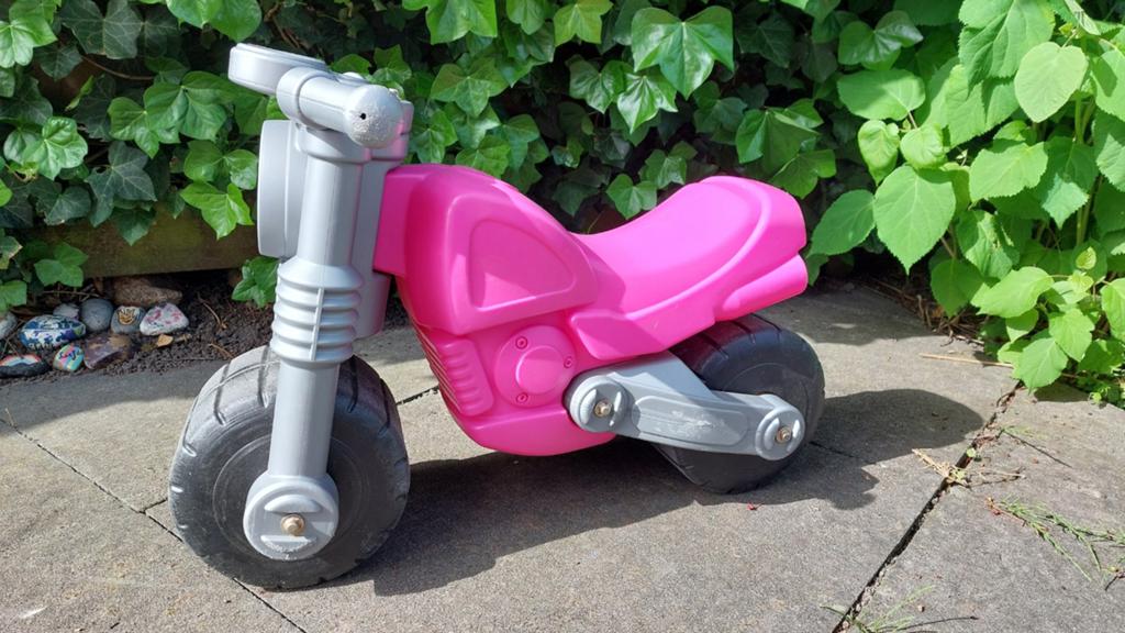 Roze loopmotor voor de kleintjes, Ophalen, Gebruikt, Loopvoertuig