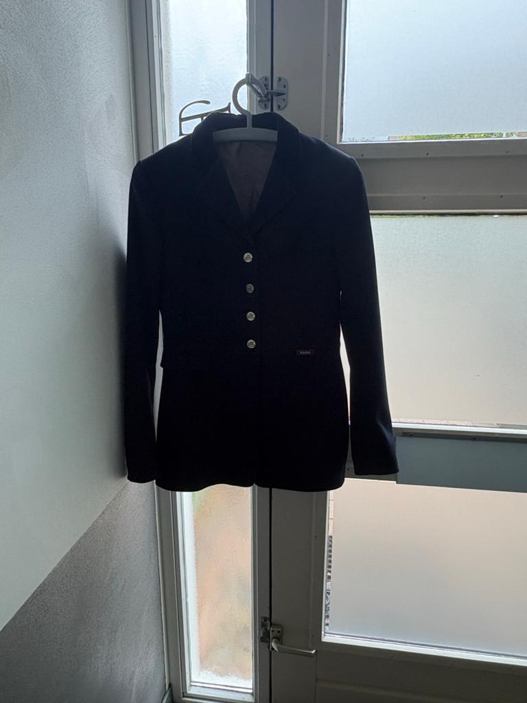 Donkerblauw wedstrijdjasje van Horka, maat 39, Dieren en Toebehoren, Paardrijkleding, Gebruikt, Dressuur, Ophalen of Verzenden