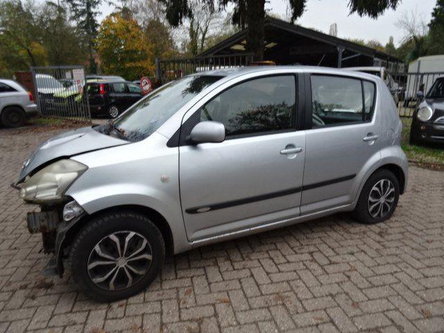 Daihatsu Sirion bj 2005 1.0 voor demontage., Gebruikt, Daihatsu, -, -