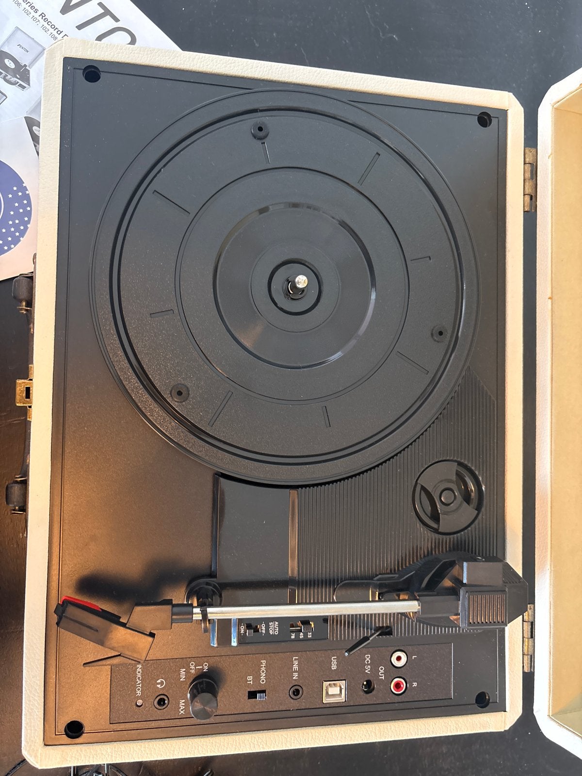 Foto 2 van Fenton Platenspeler - Draagbaar met USB en Bluetooth