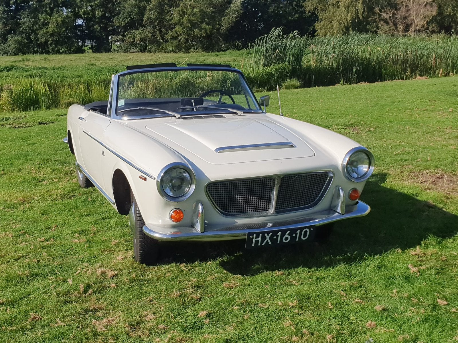 Fiat 1200 1.2 Spider 1962 Wit, Auto's, Achterwielaandrijving, Overige modellen, 4 cilinders, Cabriolet