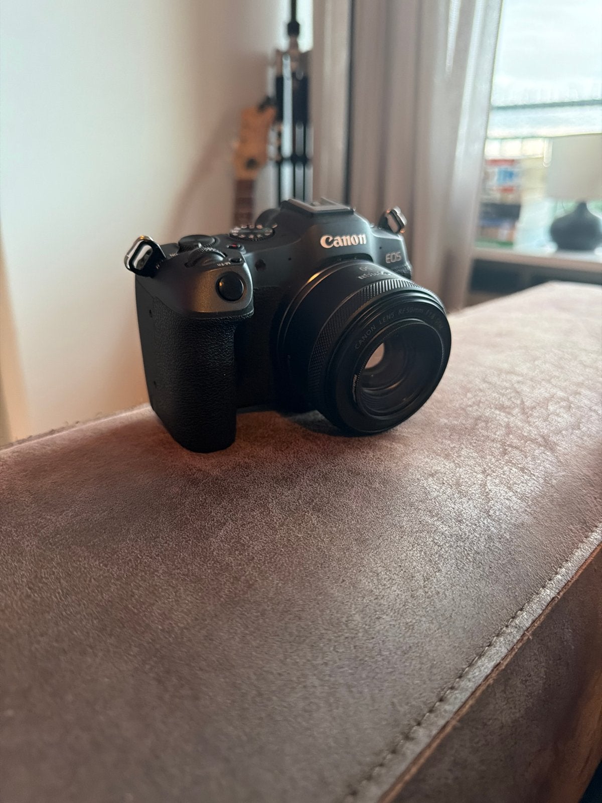 Canon EOS R6 met RF 50mm f/1.8 STM lens, Ophalen, Spiegelreflex, Canon, Zo goed als nieuw