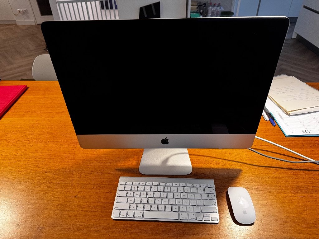 iMac 21.5-inch (Late 2013) - 2.7 GHz Quad-Core Intel Core i5, Ophalen, Gebruikt, 2 tot 3 Ghz, IMac