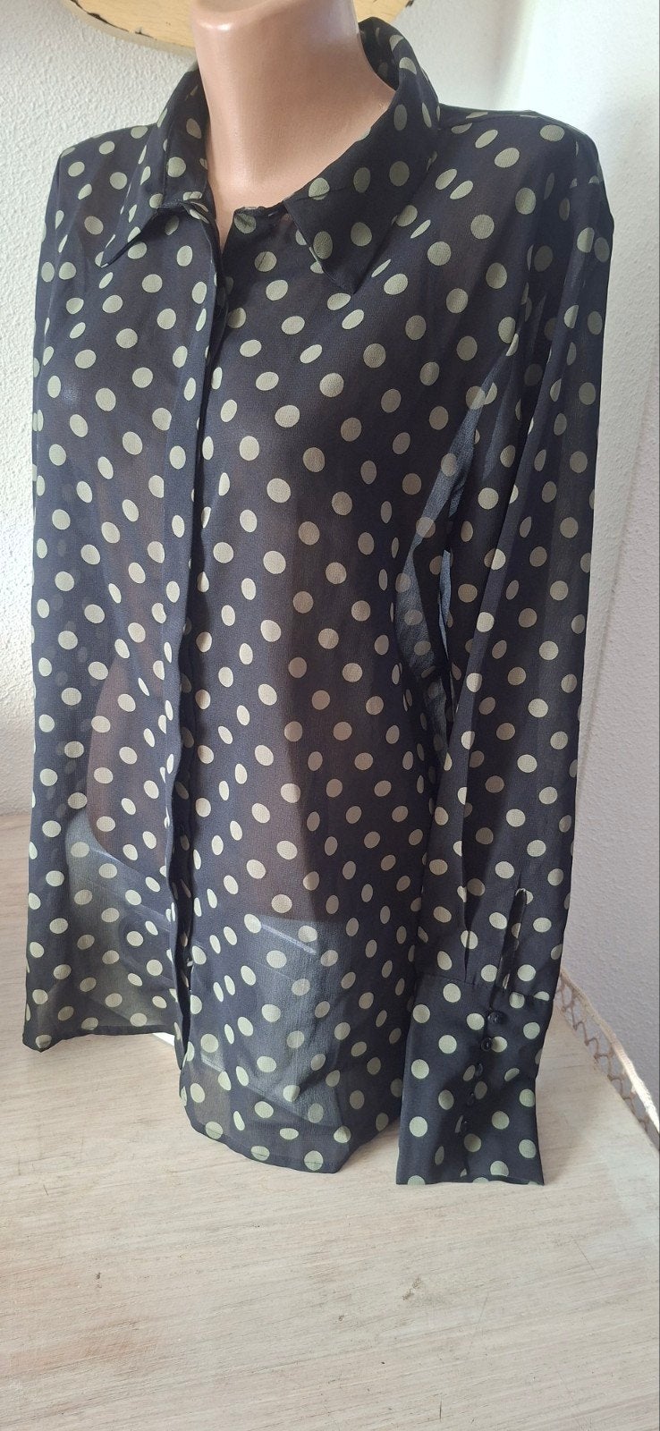 Nieuwe Geisha blouse  L/40 zwart met khaki groene polkadots, Geisha, Zwart, Maat 42/44 (L), Nieuw