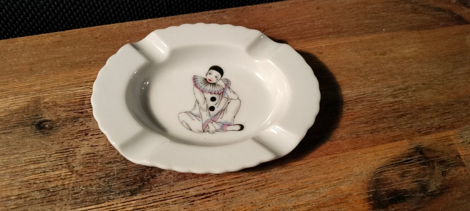 Vintage porseleinen asbak met Pierrot-afbeelding, Ophalen of Verzenden, Gebruikt, Asbak