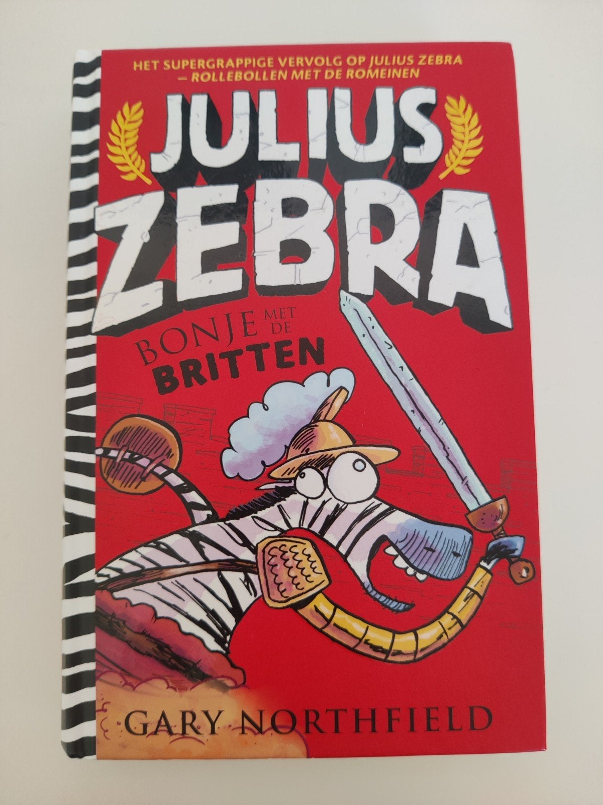Gary Northfield - Julius Zebra 2: Bonje met de Britten, Boeken, Fictie algemeen, Ophalen of Verzenden, Zo goed als nieuw, Gary Northfield