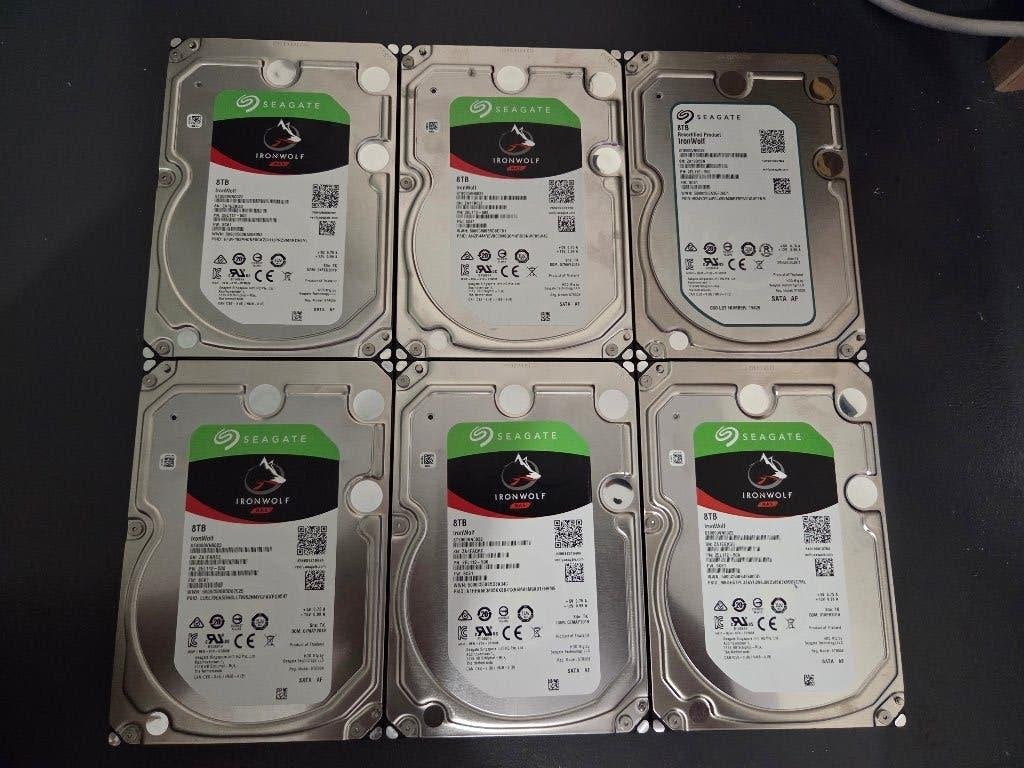 Seagate Ironwolf 8TB NAS HDD's (6x) - warning, Intern, -, -, Ophalen of Verzenden
