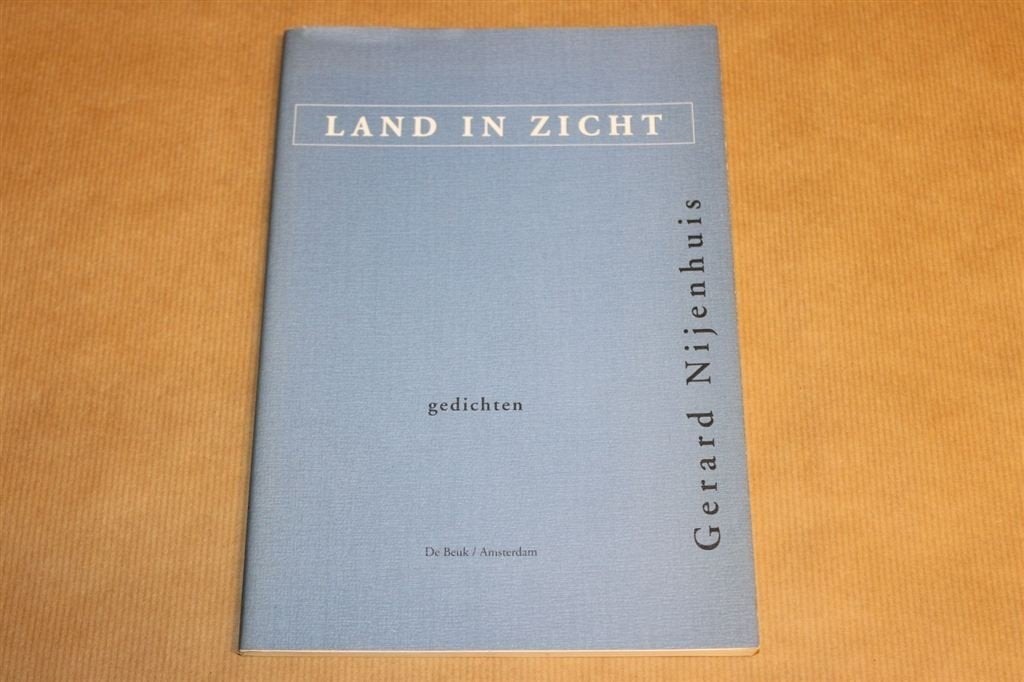 Land in zicht - Gerard Nijenhuis - Gesigneerd met opdracht, Ophalen of Verzenden, Zo goed als nieuw