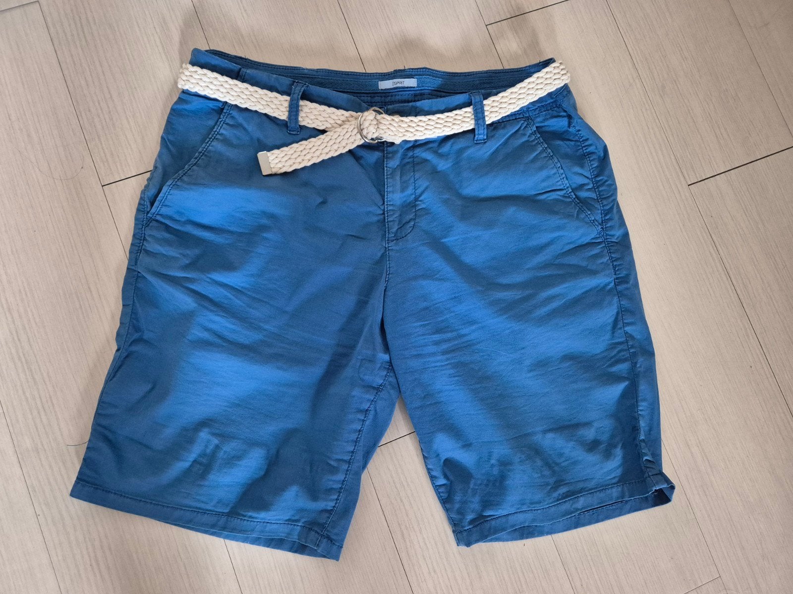 Esprit chino short met bijbehorende riem blauw maat L, Kort, Maat 42/44 (L), Gedragen, Esprit