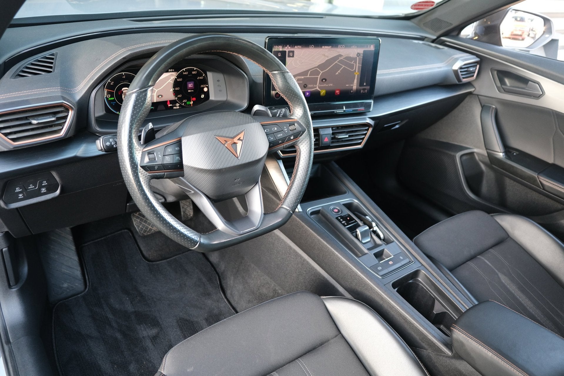 CUPRA Formentor 1.4 e-Hybrid 204PK DSG Graphene Led Virtual, Auto's, Dealer onderhouden, Gebruikt, 4 cilinders, Formentor