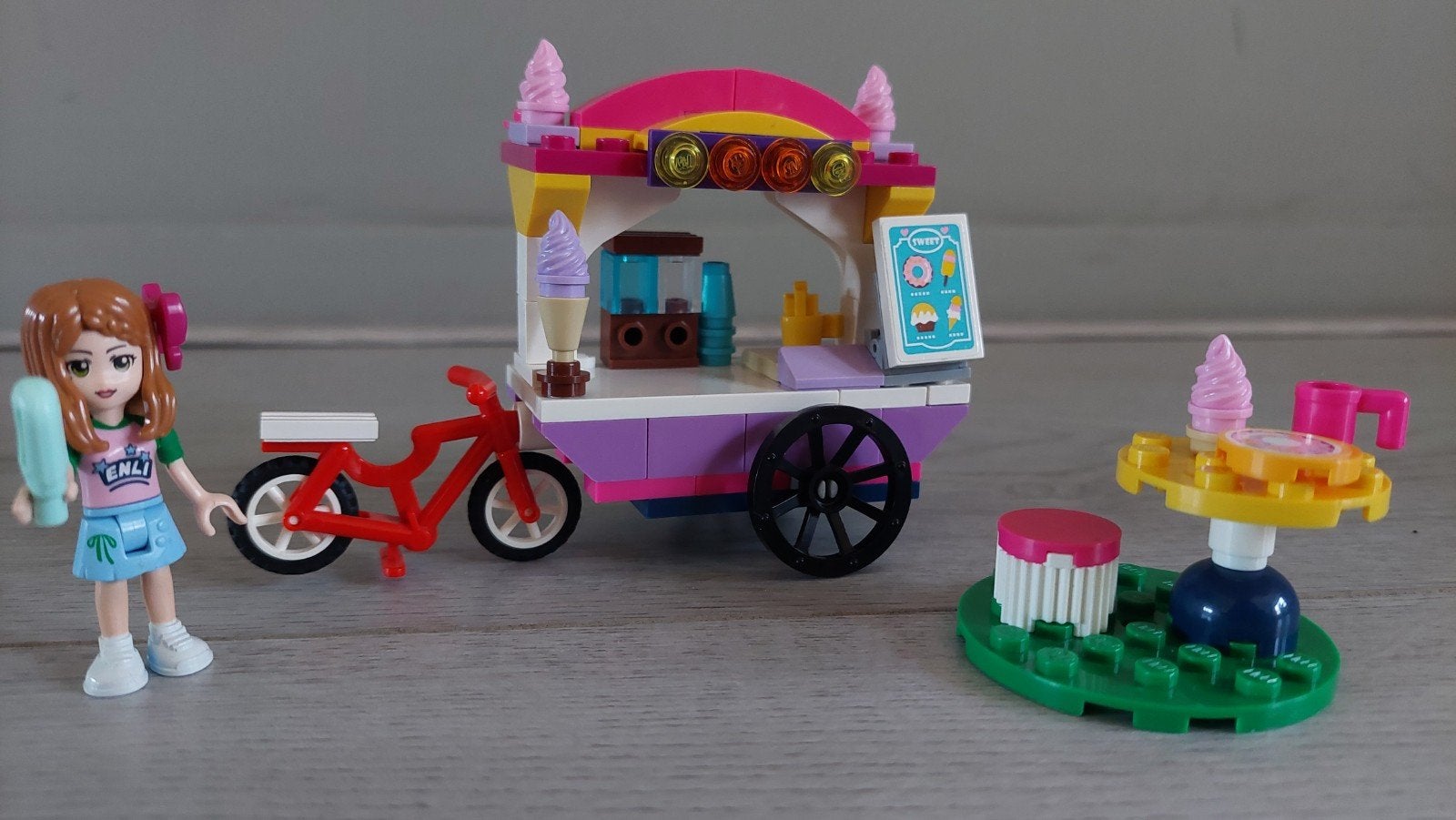 'Lego' Qman Cherry Colorful Holiday IJscowagen, Ophalen of Verzenden, Gebruikt, Overige merken
