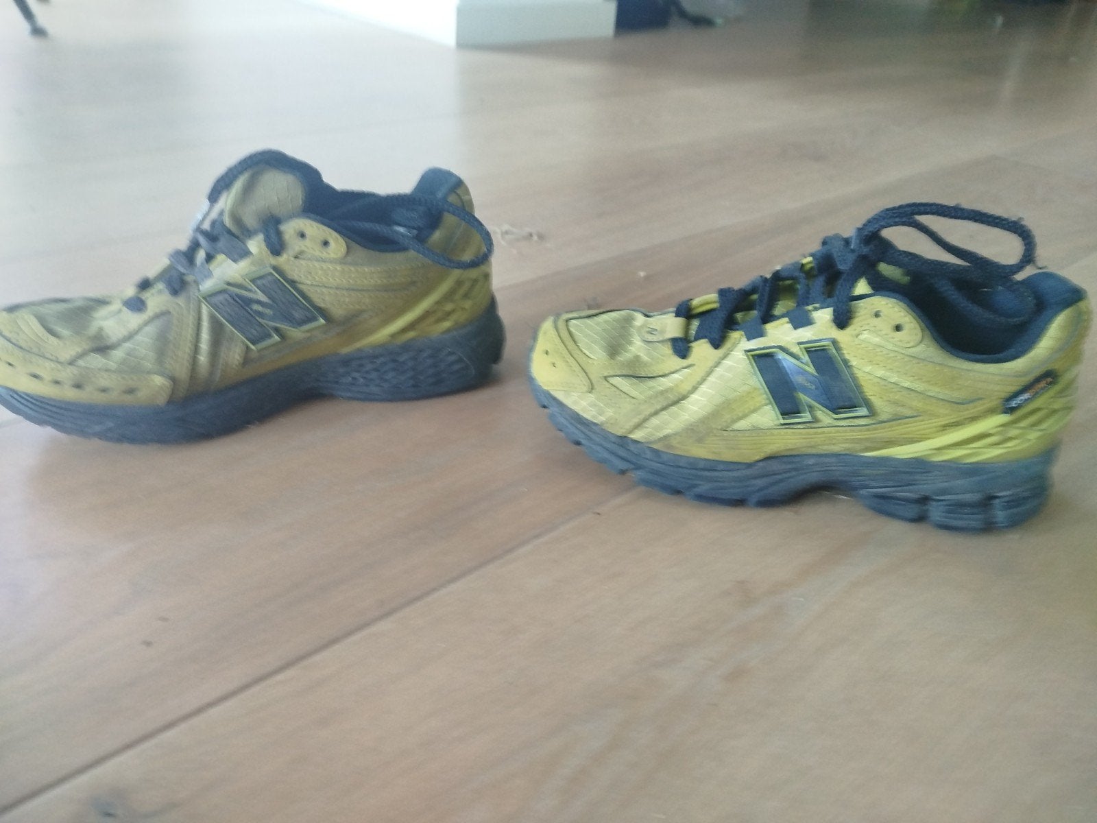 New Balance Sneakers - Geel/Zwart maat 38.5, Ophalen of Verzenden