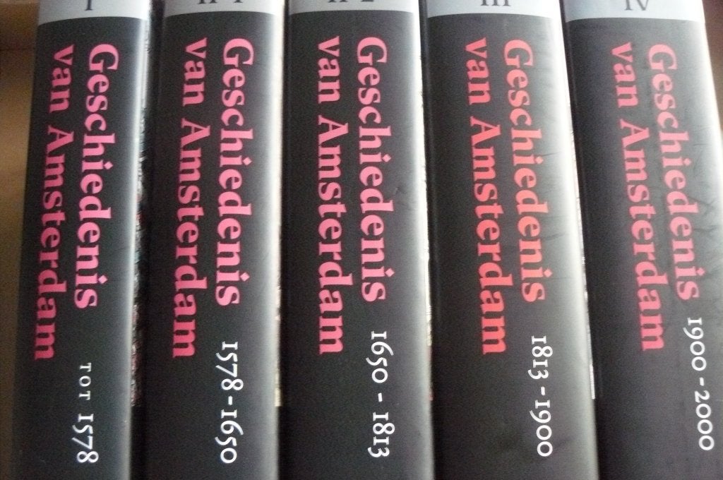 AMSTERDAM / Geschiedenis van A'dam / 5 delen /, Boeken, Ophalen of Verzenden, Zo goed als nieuw