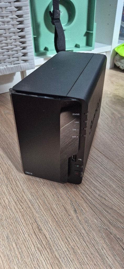Synology DS218J NAS met 2x 2TB WD Red NASware 3.0, Ophalen, Gebruikt