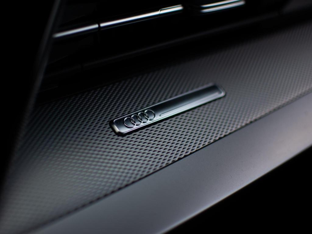 Audi A3 Limousine 35 TFSI EDITION ONE | MATRIX LED | CLIMA |, Auto's, Audi, 4 cilinders, 150 pk, Leder en Stof, Bedrijf