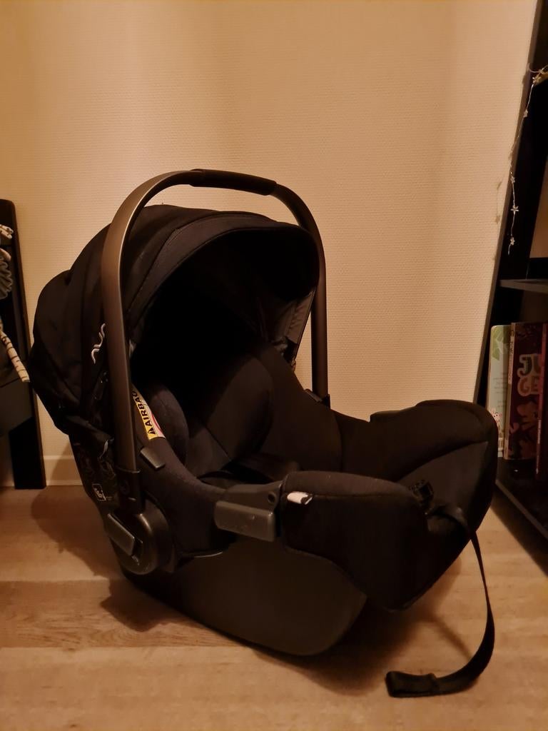 Nuna maxicosi met EasyFix, Ophalen, 0 t/m 13 kg, Overige merken, Isofix