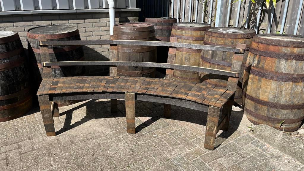 Bankje van eikenhout, gemaakt van oude whiskyvaten, Tuin en Terras, Ophalen, Gebruikt, Hout