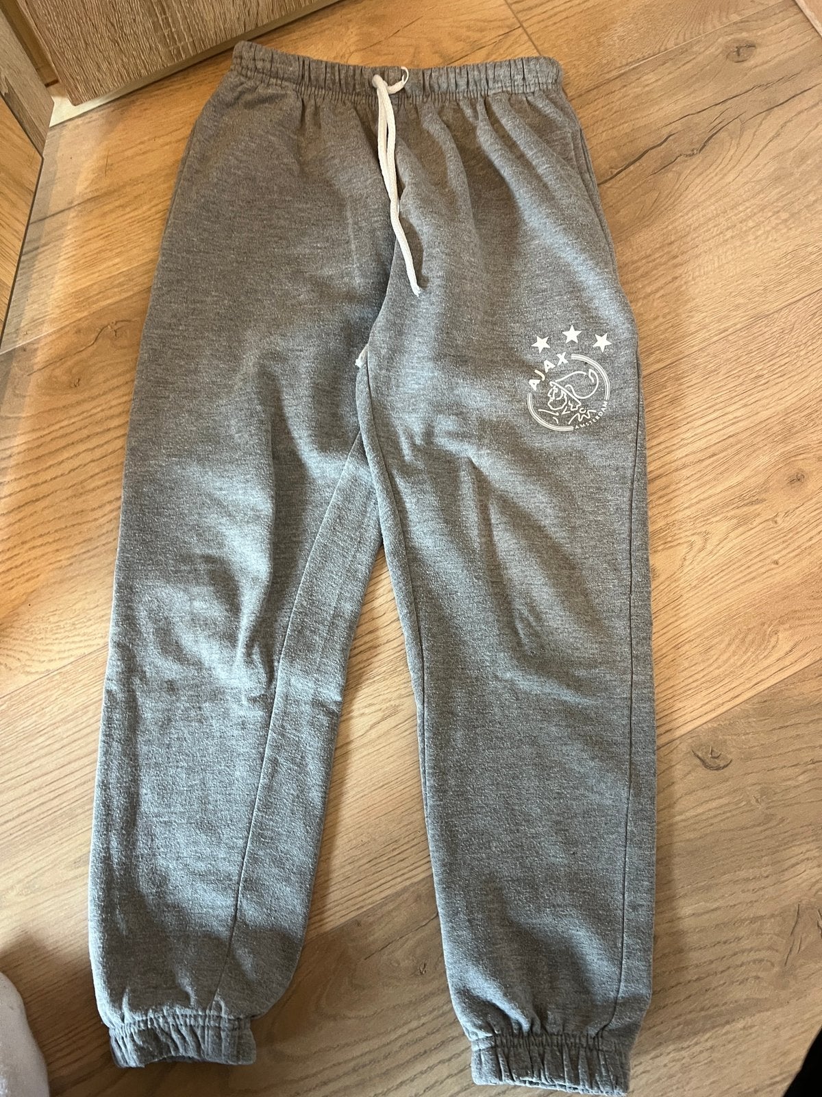 Ajax broek 140-146, Ophalen of Verzenden, Zo goed als nieuw, Jongen of Meisje, Broek