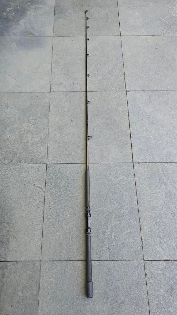Zwarte vishengel Shimano Twin Power 763050R 30-50 lb, Ophalen