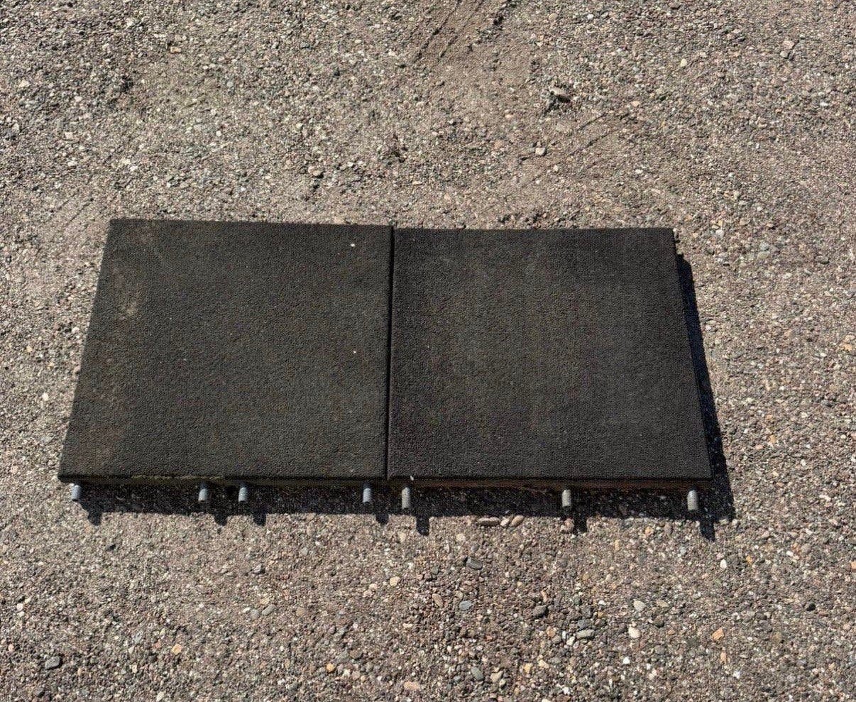 Rubberen tegels ca 50x50x4,5 speeltoestel stal ed ruim 20m2, Tuin en Terras, Ophalen, Gebruikt, Rubber, 10 m² of meer