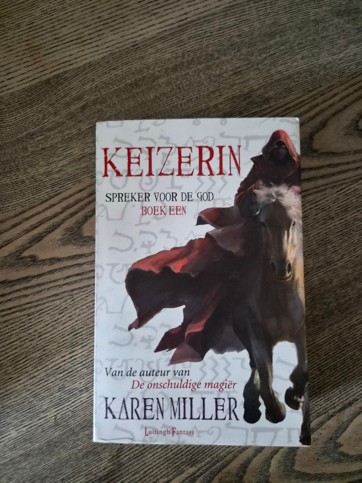 Keizerin: Spreker voor de God - Boek Een door Karen Miller, Ophalen of Verzenden, Gelezen, Karen Miller