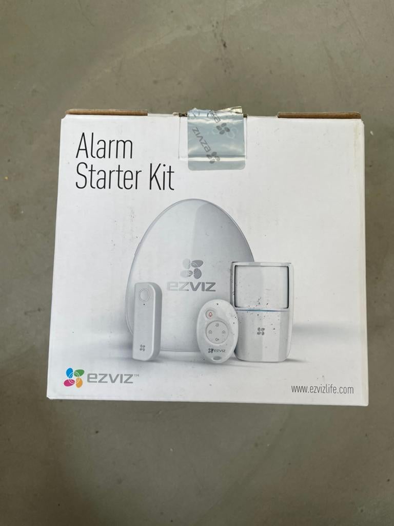 Ezviz alarm starter kit nieuw in doos., Ophalen of Verzenden, Nieuw, Detector, Sensor of Melder, Overige soorten