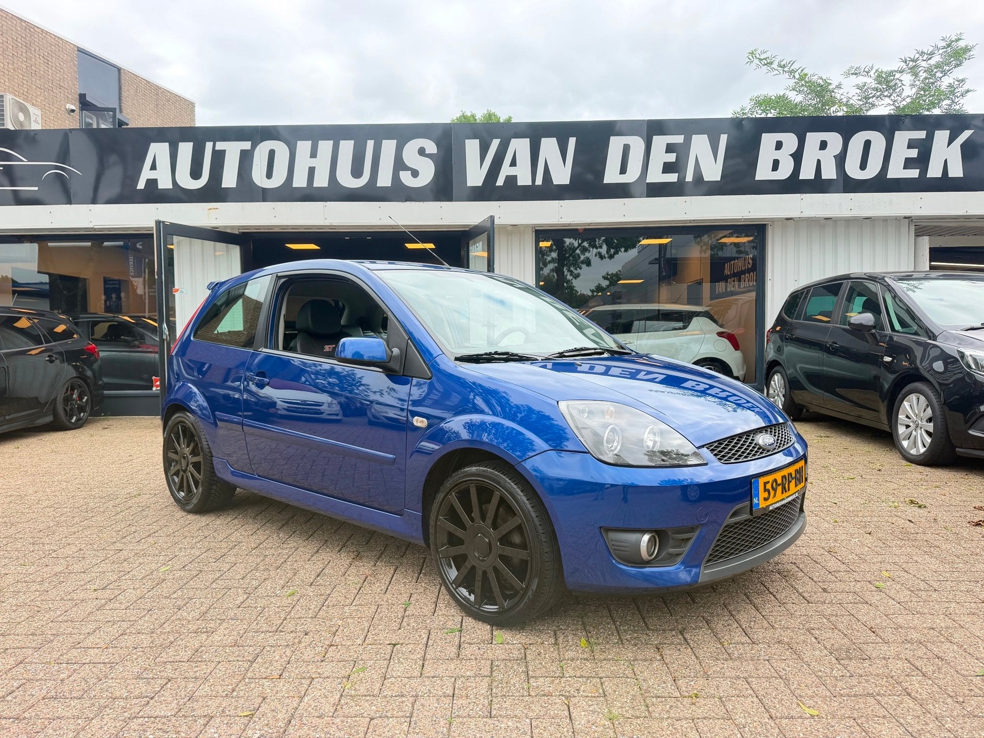 Ford Fiesta 2.0-16V ST 150Pk|Nap|Airco|Led|Lmv|Elek Pakket|N, Voorwielaandrijving, 1037 kg, Zwart, 4 cilinders