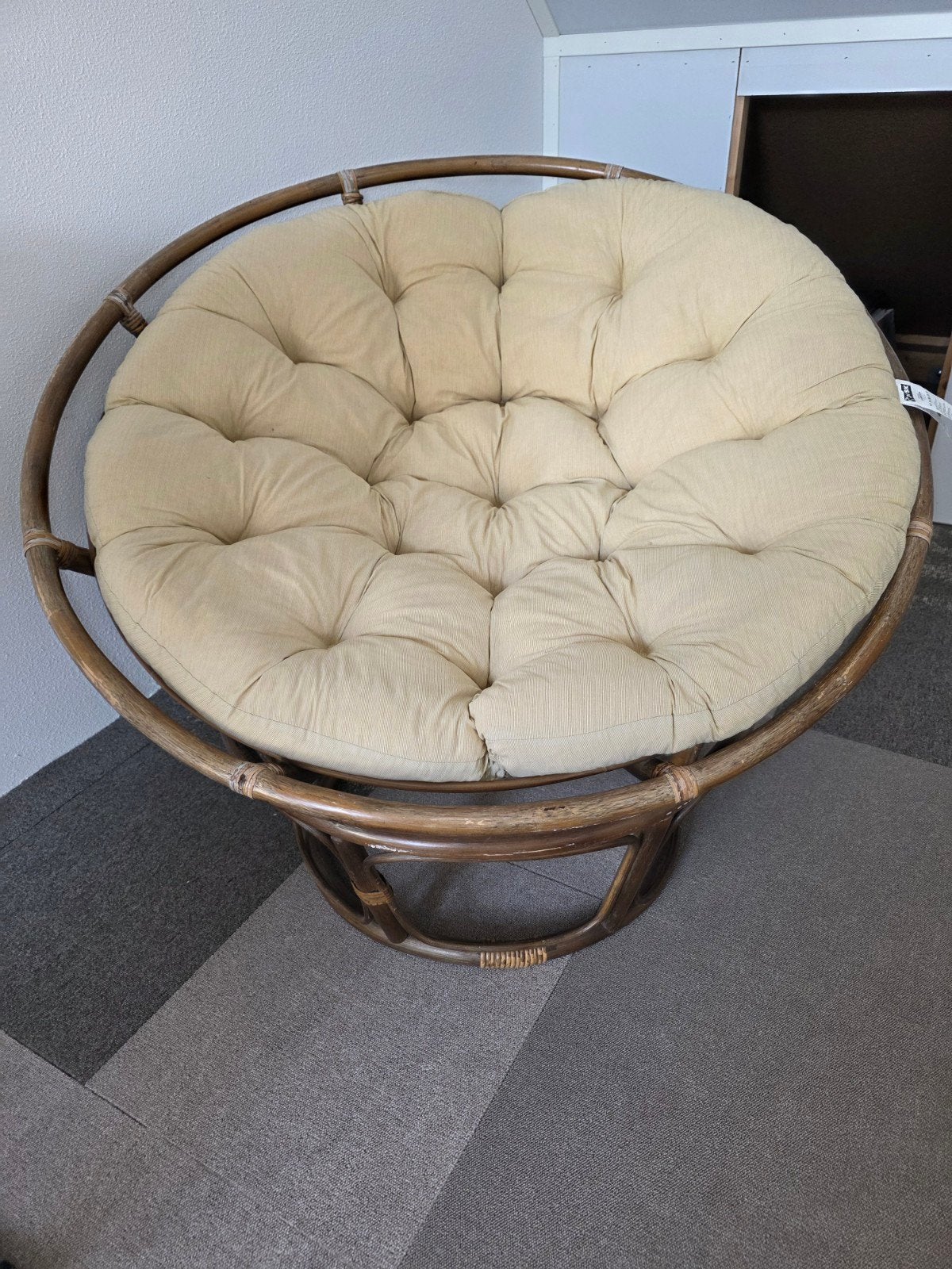 Papasan stoel rotan met kussen, Ophalen, Zo goed als nieuw, Bruin, Eén