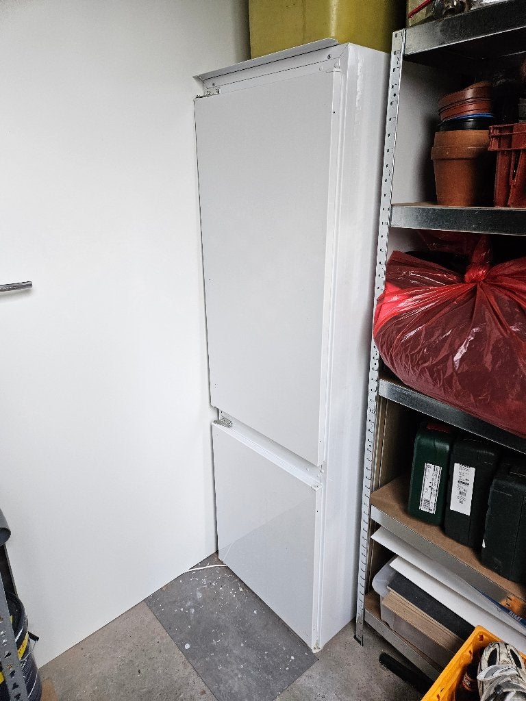 Inbouw koelkast met vriesvak, Gebruikt, 200 liter of meer, Met aparte vriezer, Energieklasse A of zuiniger