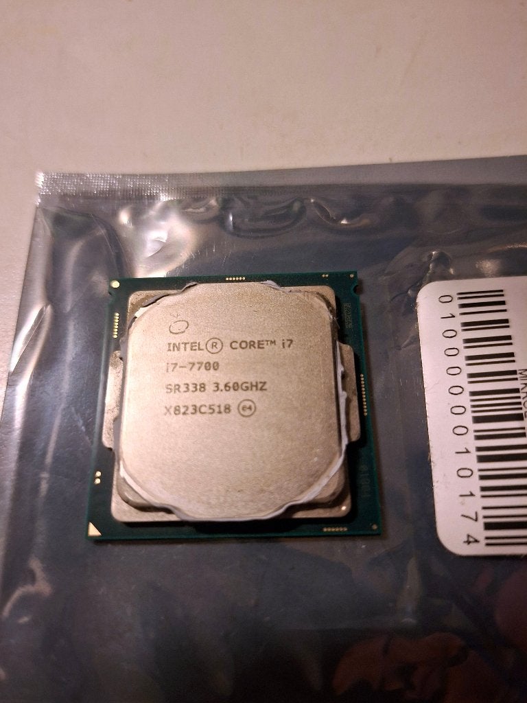 Intel i7 7700 CPU processor, Computers en Software, Processors, LGA 1151, Gebruikt, Intel Core i7, 3 tot 4 Ghz
